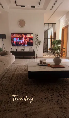 Samsung 75” smart tv
