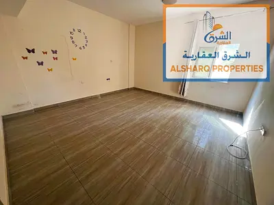 أجمل الاستوديوهات وأكبر المساحات للإيجار السنوي على كورنيش عجمان استوديو للإيجار السنوي في كورنيش عجمان، يقع في الطابق الأرضي ويتميز بمساحة كبيرة وإضا