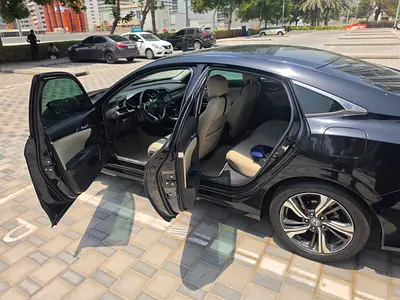 صورة 3 لـ 2020 Honda CIVIC