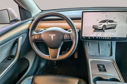صورة مصغرة 10 لـ 2025 Tesla MODEL Y