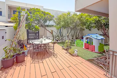 Vacant On Transfer | Close to Souk & Amenities