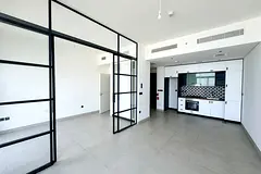 Vacant | High Floor | With Kitchen Appliances
