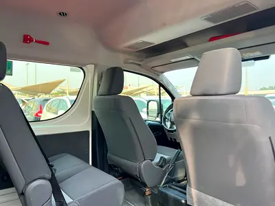 2025 Toyota HIACE — миниатюра 14
