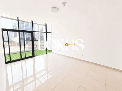 CHILLER FREE | SPACIOUS LAYOUT | LOW RISE BUILDING