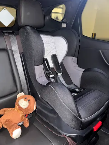 MotherCare Baby car seat in excellent condition - clean and sturdy