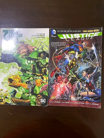 Justice League / Green Lantern Graphic Novels - DC Comics Collection