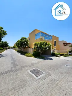 Corner villa 5 bedrooms I Single row I Private pool I Sea & beach views from the balcony and rooftop