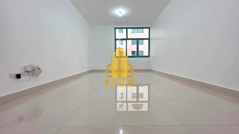 Splendid 2BHK With Balcony & Closed Kitchen