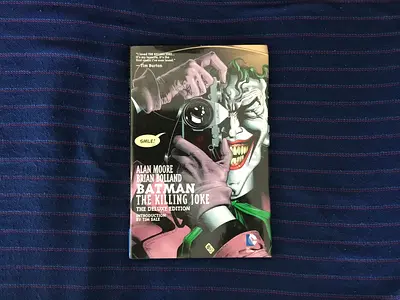 Batman: The Killing Joke - The Deluxe Edition (GRAPHIC NOVEL)