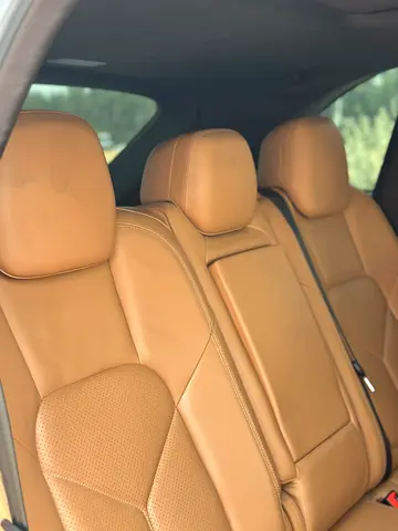 2014 Porsche CAYENNE — миниатюра 17