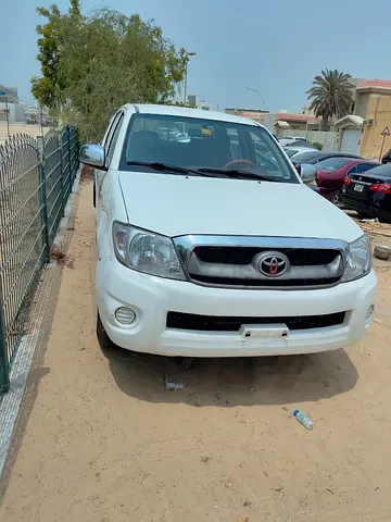 2011 TOYOTA HILUX SINGLE OWNER DOUBLE CABIN