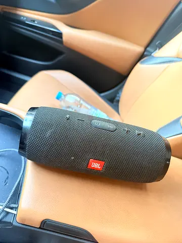 JBL charge 3 Portable Bluetooth Speaker - Good Condition