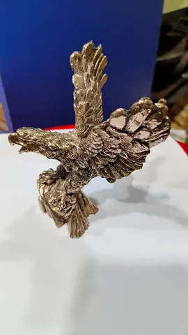 Metal Decorative eagle sculpture