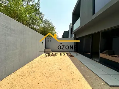 Brand New 3-Bedrooms Townhouse\^For Rent In Masaar