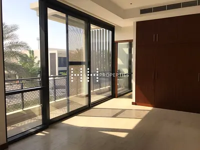 Modern 4BR Villa with Maids room and Pool