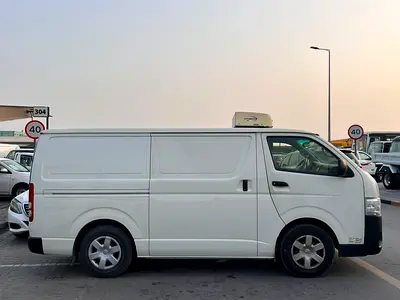 2023 Toyota HIACE 照片 6