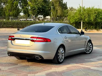 2014 Jaguar XF 照片 4