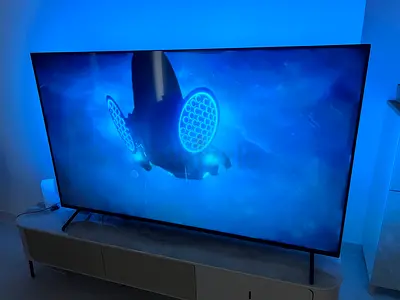 Philips 75-inch 4K UHD Smart LED TV Ambilight (75PUT7908) - Good Condition