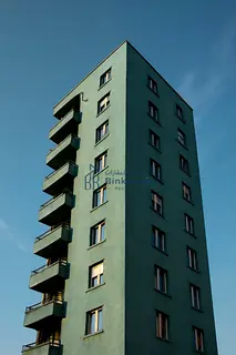 Building for sale in Al Nad (Al Qasimia) with a massive 9.5% investment return and an income of AED 