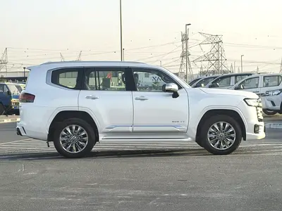 2026 Toyota LAND CRUISER — миниатюра 4