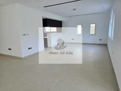 Beautiful Large Legacy 3BR+ Maid's | Corner plot | Single Row