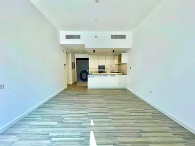 Elegant 1 BR | Un-Furnished | Community View