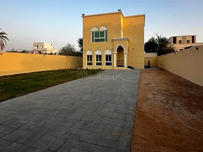 UPGRADED 4BHK VILLA| BIG PARKING and GARDEN AREA