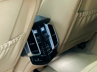 2016 Porsche CAYENNE 缩略图 14