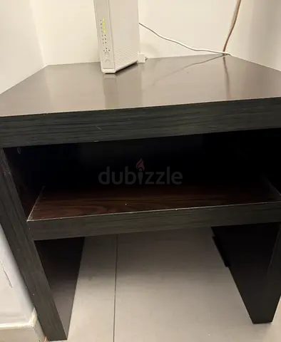 Dark Wood Side Table/Bedside Table with Shelf - Good Condition
