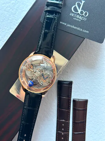 JACOB & CO._(mens) Super Quality Water resistant 💯 Sapphire crystal💎 Original box 📦