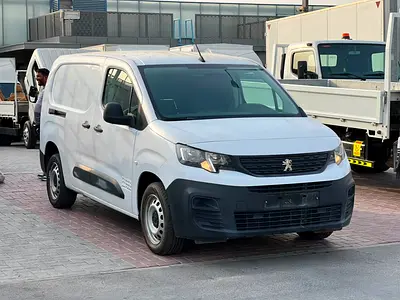 2023 Peugeot partner | Diesel | Manual | Van | GCC | Ref#1132