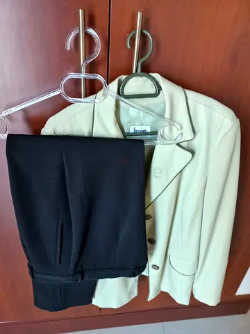 Ladies clothing