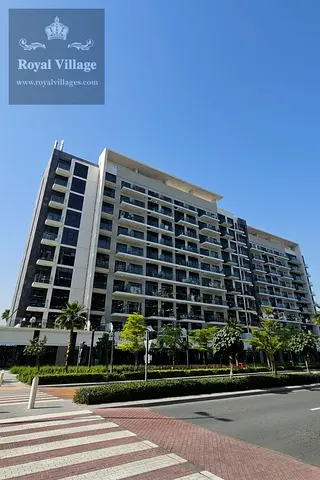 STUDIO FULLY FURNISHED | CHILLER FREE | BOULEVARD VIEW