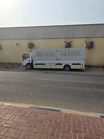 Professional Movers & Packers in Umm Al Quwain – Reliable Moving Services
