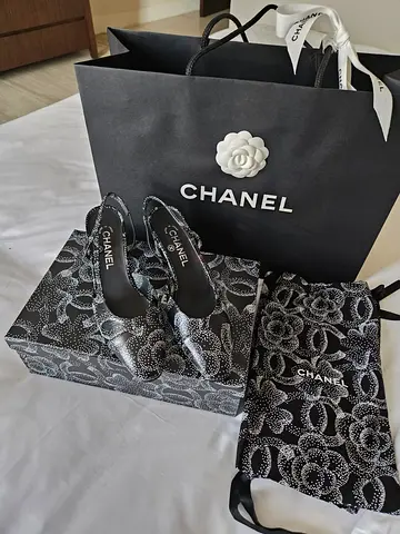 Chanel Black Camellia Slingback Heels with Original Box and Bag - Size EU 39C (Limited Edition)