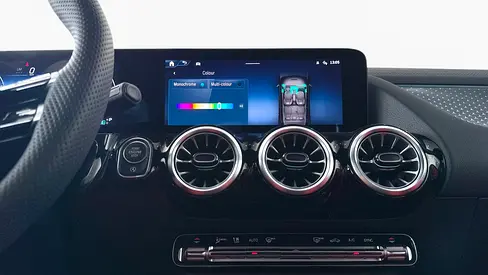 Mercedes-Benz GLA 200, миниатюра 10