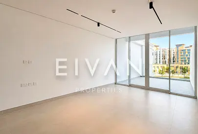 Stylish Waterfront Unit | Near Metro | Creek View