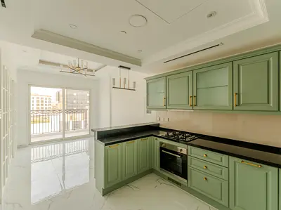 Elegant 1BR | Community View | Fully Fitted Kithen