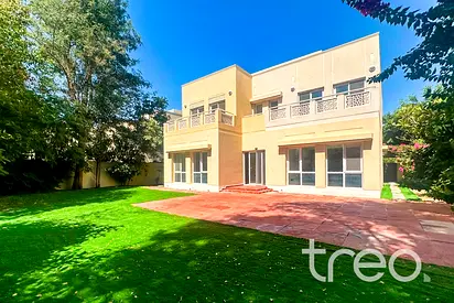 Vacant now | Single row | Landscaped Garden
