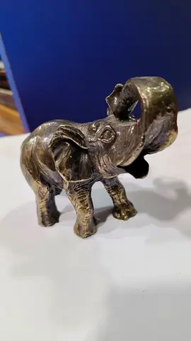 Metal elephant figurine