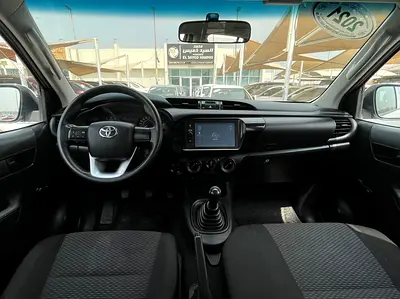 2021 Toyota HILUX — миниатюра 8