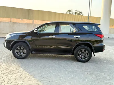2017 Toyota FORTUNER 照片 4