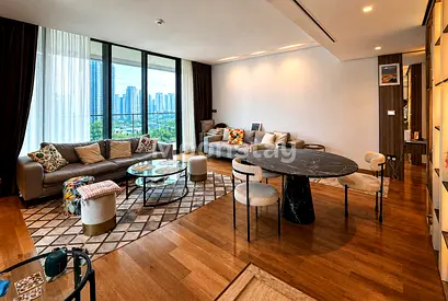 Corner | Fully Furnished | Upgraded Unit