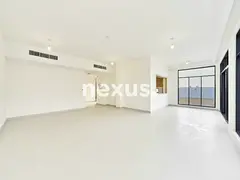 Corner | Single Row | Vacant | Roof Top
