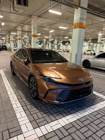 Toyota Camry GLE 2025 GCC Specs - Brand New - Full Warranty