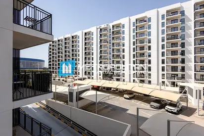 2BR w/ Balcony | Partial Canal View | Furnished