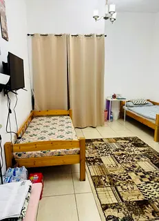 🌸 Bed Space Available for Arab Girls in Master bedroom 🌸