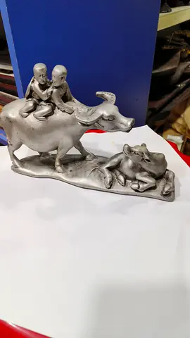 Metallic animal figurine