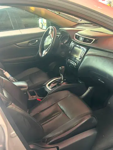 2015 Nissan ROGUE — фото 2