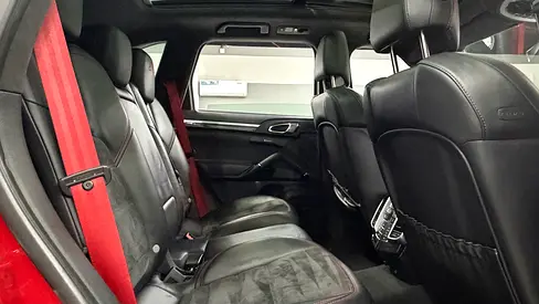 صورة 8 لـ 2016 Porsche CAYENNE